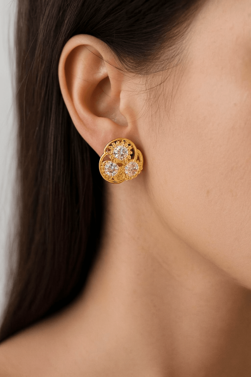 Gold Sparkle Stud Earrings - MODA ACCESSORIES