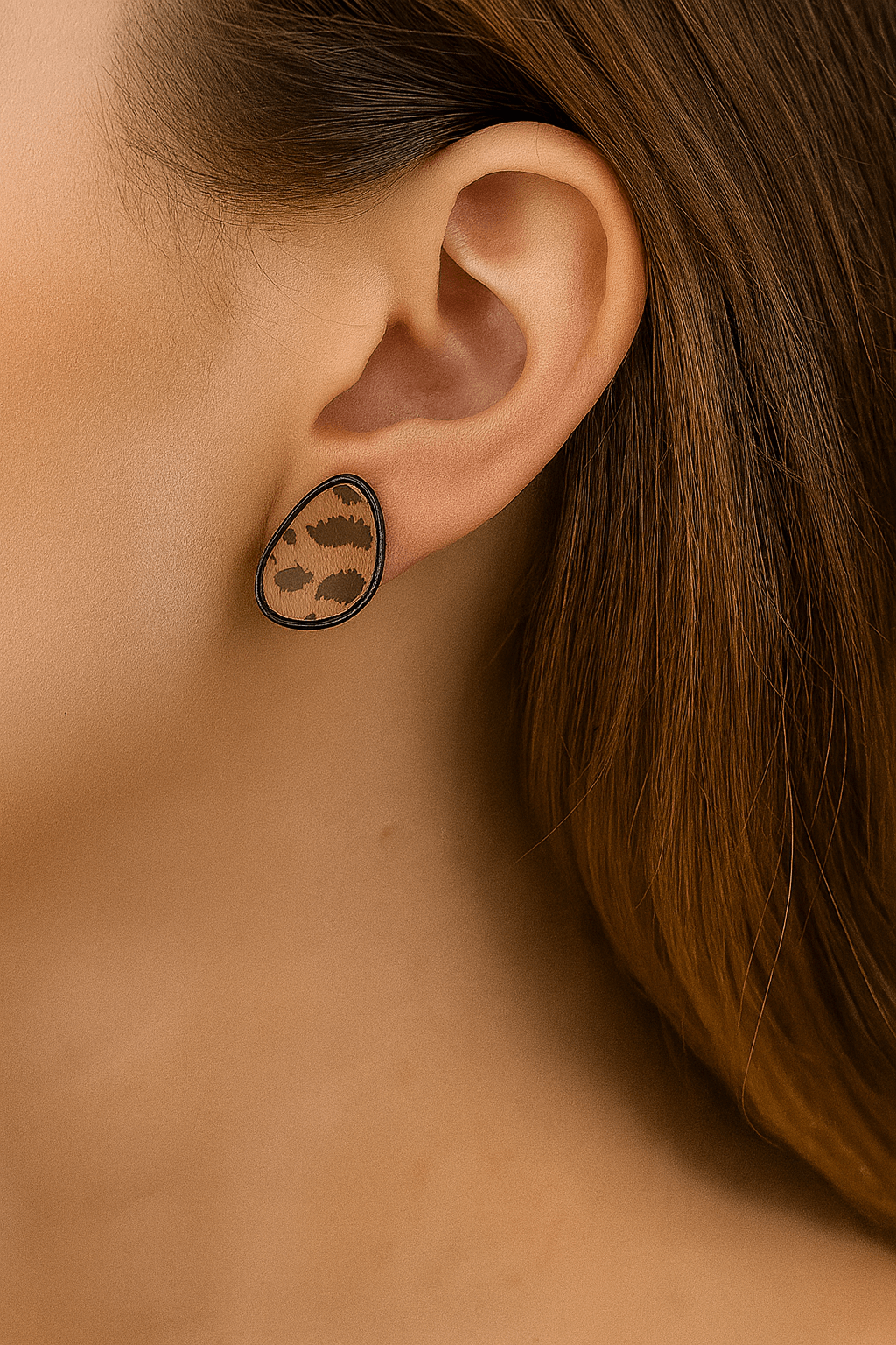 Leopard Print Teardrop Stud Earrings - MODA ACCESSORIES
