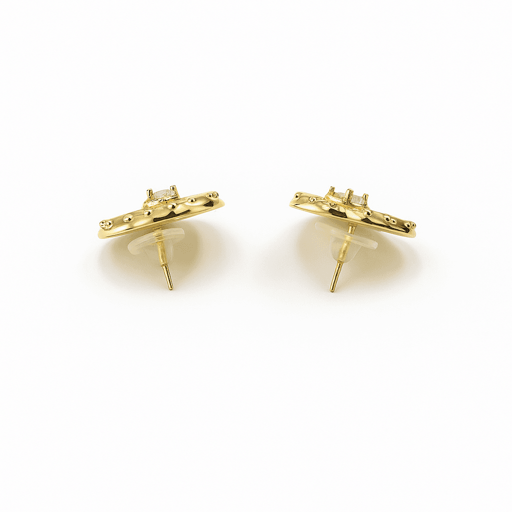 Gold Radiant Heart Crystal Stud Earrings - MODA ACCESSORIES