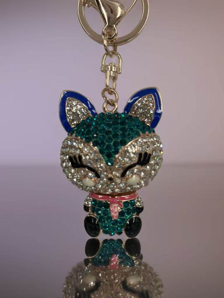 Crystal Fox Keychain – Cute Animal Charm with Rhinestones and Enamel - MODA ACCESSORIES