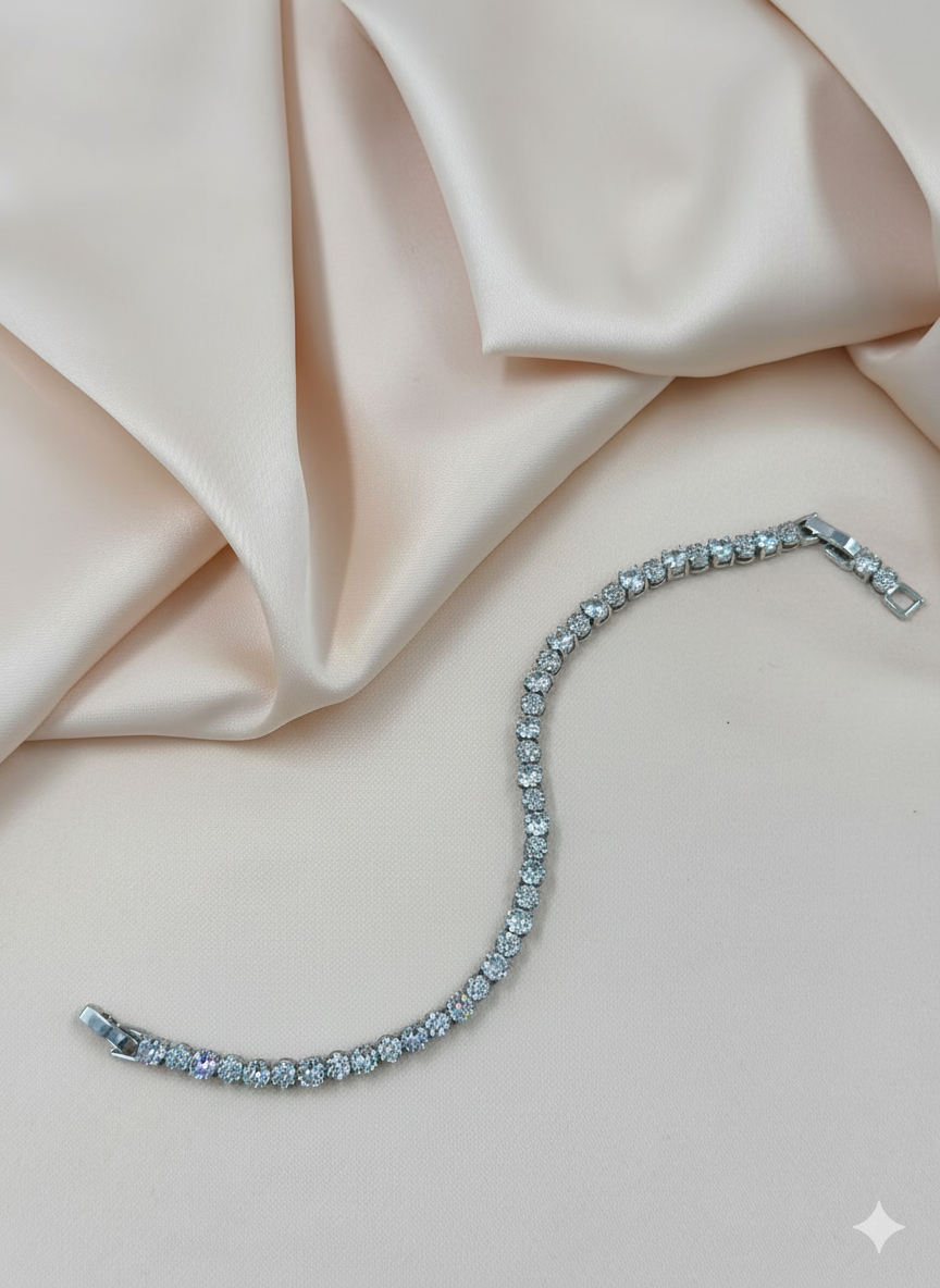 Silver Round Cut Cubic Zirconia Tennis Bracelet – MODA Accessories