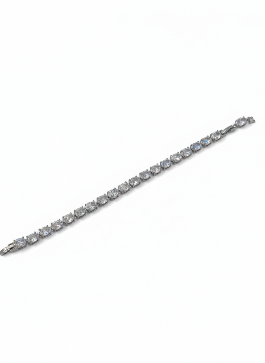 Silver Cushion-Cut Cubic Zirconia Tennis Bracelet – MODA Accessories