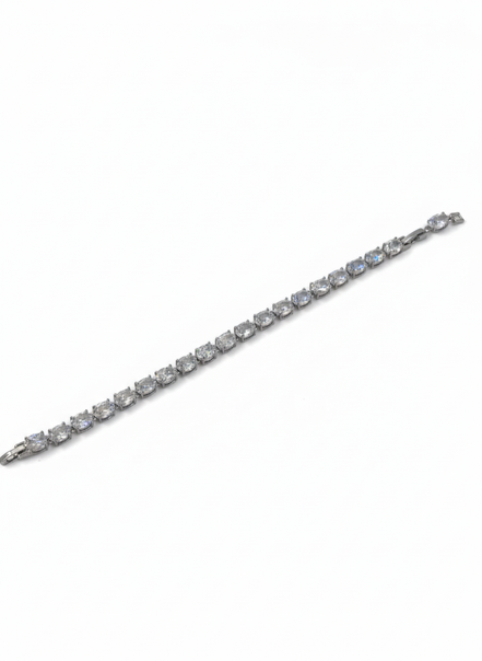 Silver Cushion-Cut Cubic Zirconia Tennis Bracelet – MODA Accessories