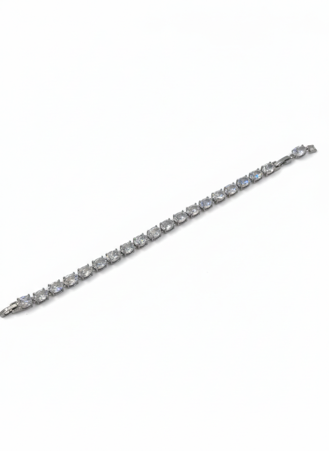 Silver Cushion-Cut Cubic Zirconia Tennis Bracelet – MODA Accessories