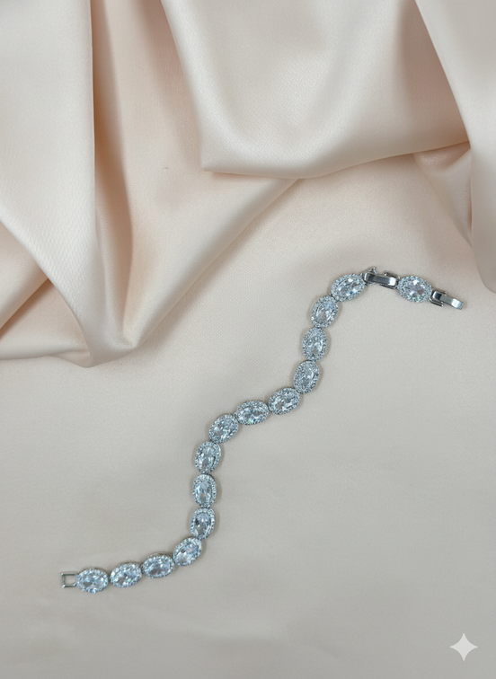 Zarif Yuvarlak Kesim Kübik Zirkonya Tenis Bilekliği - Gümüş Ton