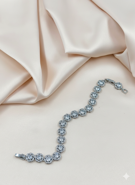Silver Large Round Cut Cubic Zirconia Bracelet – MODA Accessories