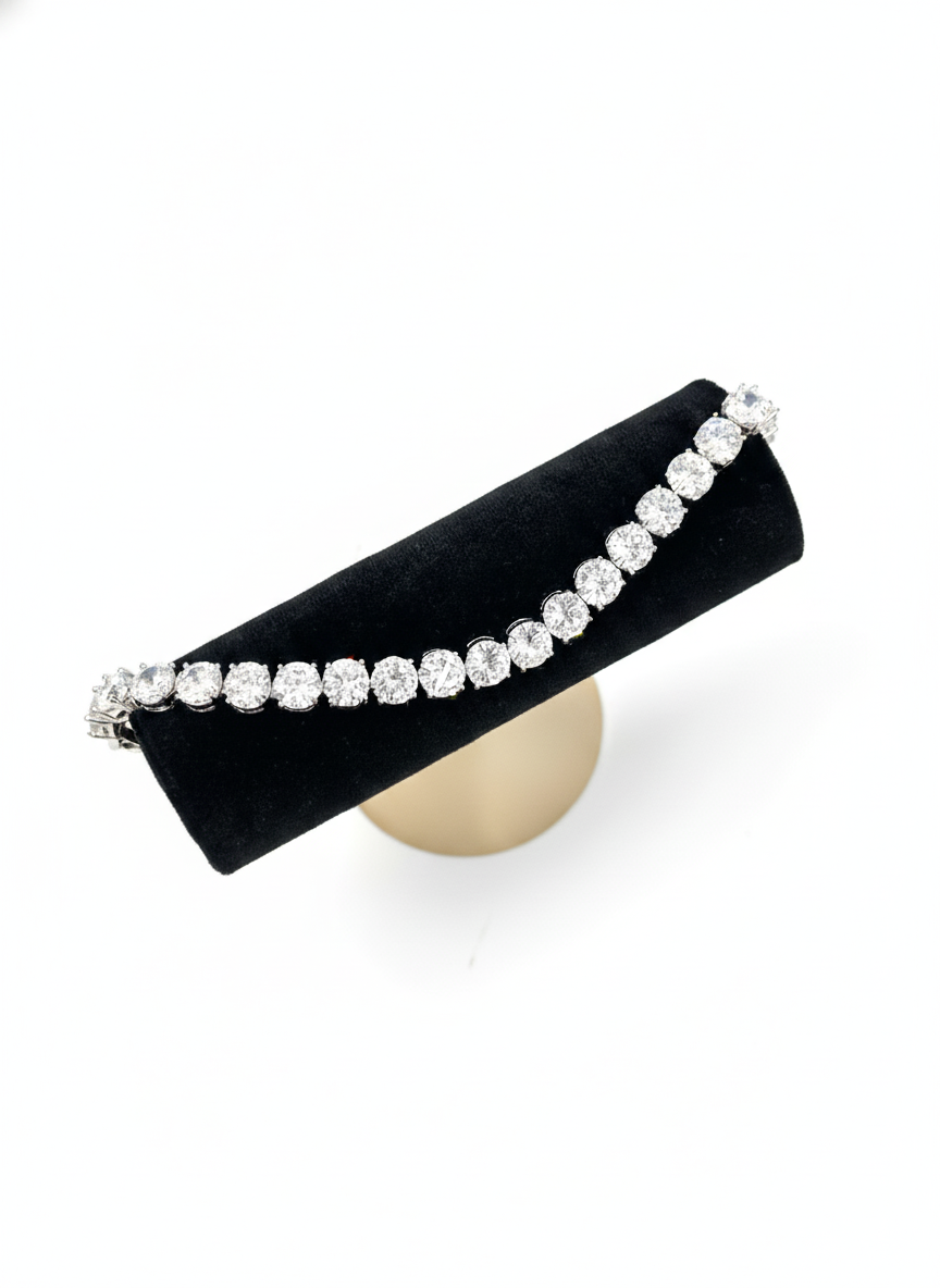 Silver Large Round-Cut Cubic Zirconia Tennis Bracelet – MODA Accessories