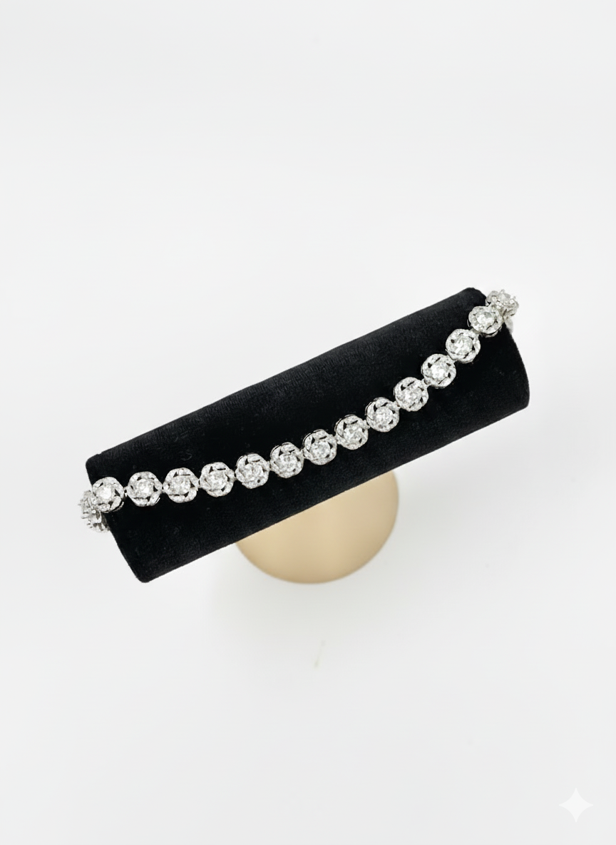 Silver Large Round Cut Cubic Zirconia Bracelet – MODA Accessories