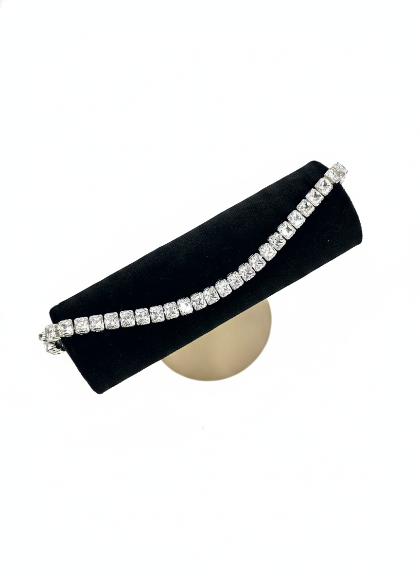 Silver Round-Cut Cubic Zirconia Tennis Bracelet – MODA Accessories