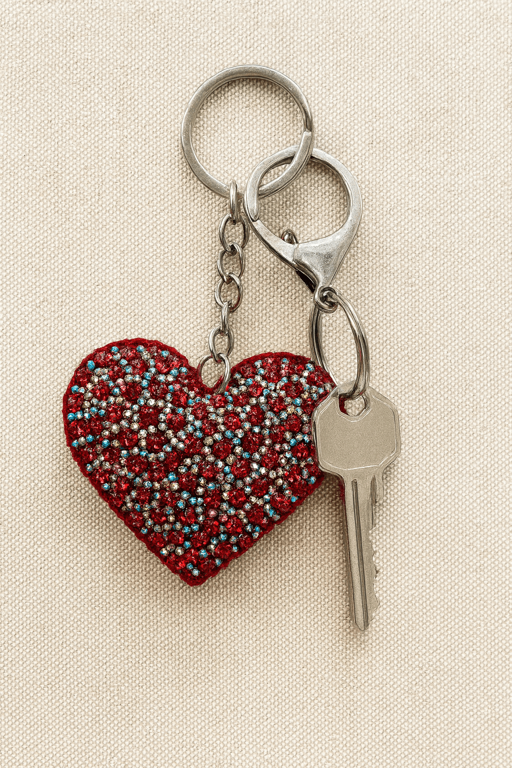 Sparkling Red Heart Rhinestone Keychain - MODA ACCESSORIES
