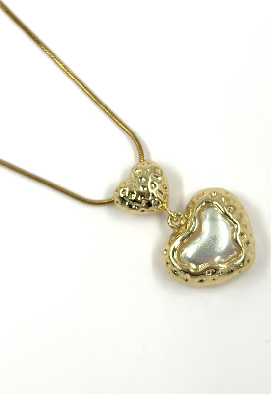 Gold Heart Mother of Pearl Pendant Necklace – MODA Accessories