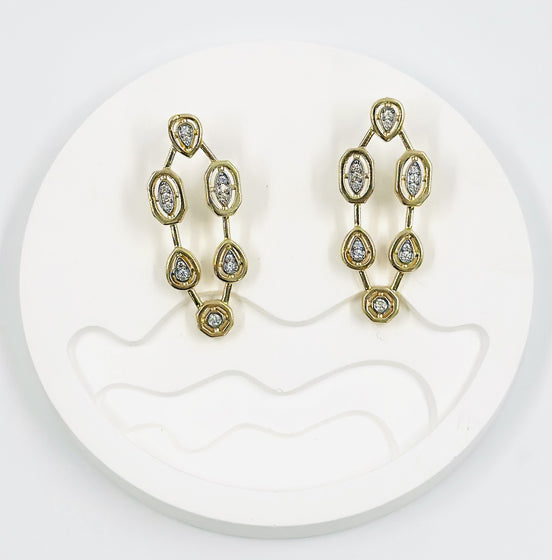 Gold Linked Teardrop Diamond Earrings – MODA Accessories