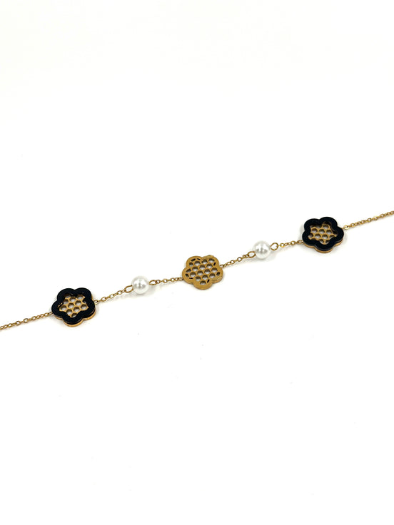 Black and Gold Clover Bracelet with Pearl Accents – Stainless Steel | MODA Accessories