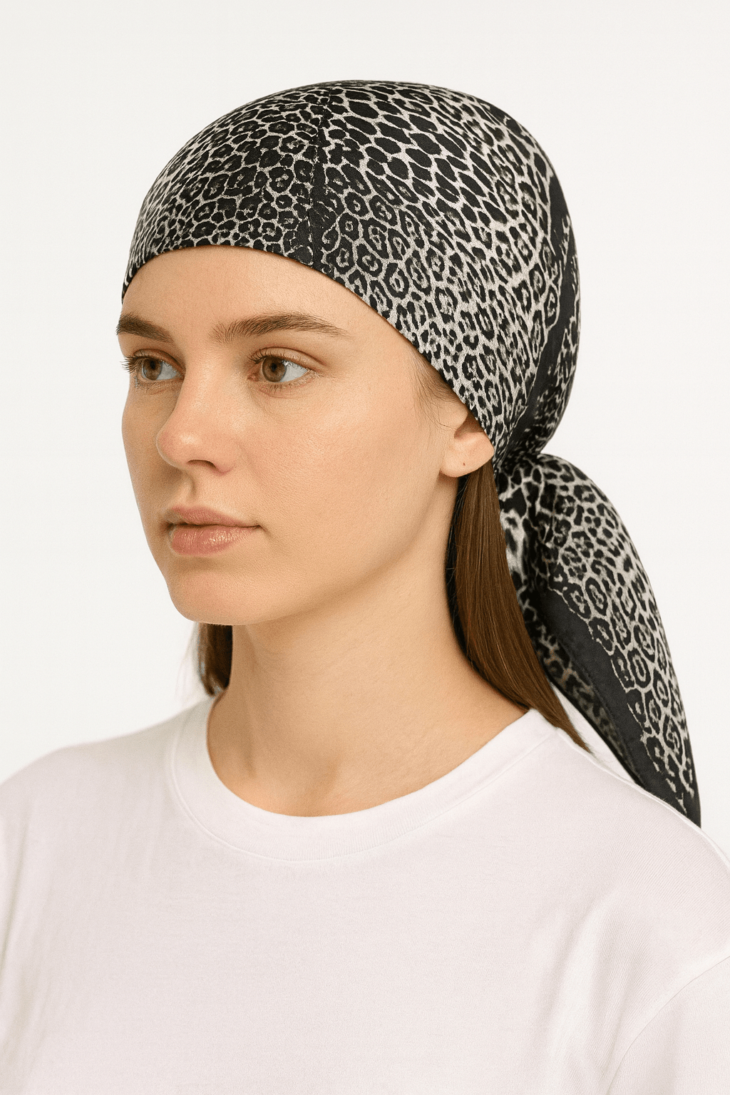 Black and White Animal Print Scarf with Bold Border - MODA ACCESSORIES