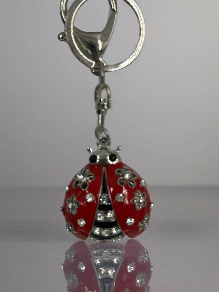 Sparkling Red Ladybug Keychain with Crystal Accents - MODA ACCESSORIES