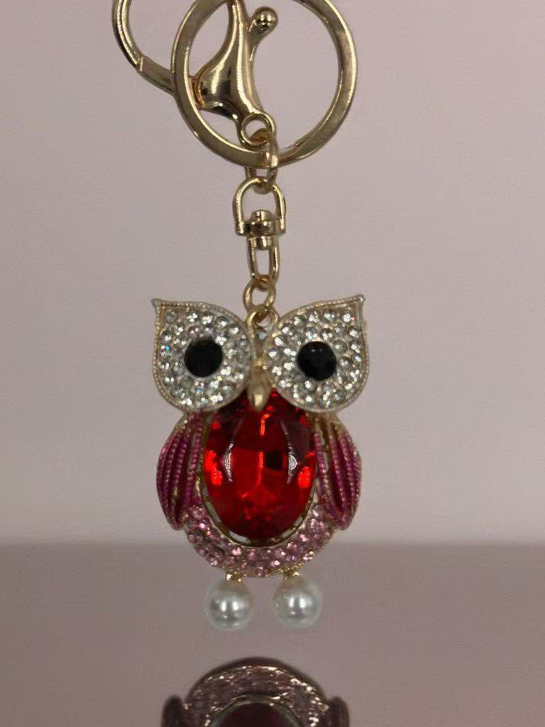 Red Gem Owl Keychain with Crystal Accents - MODA ACCESSORIES