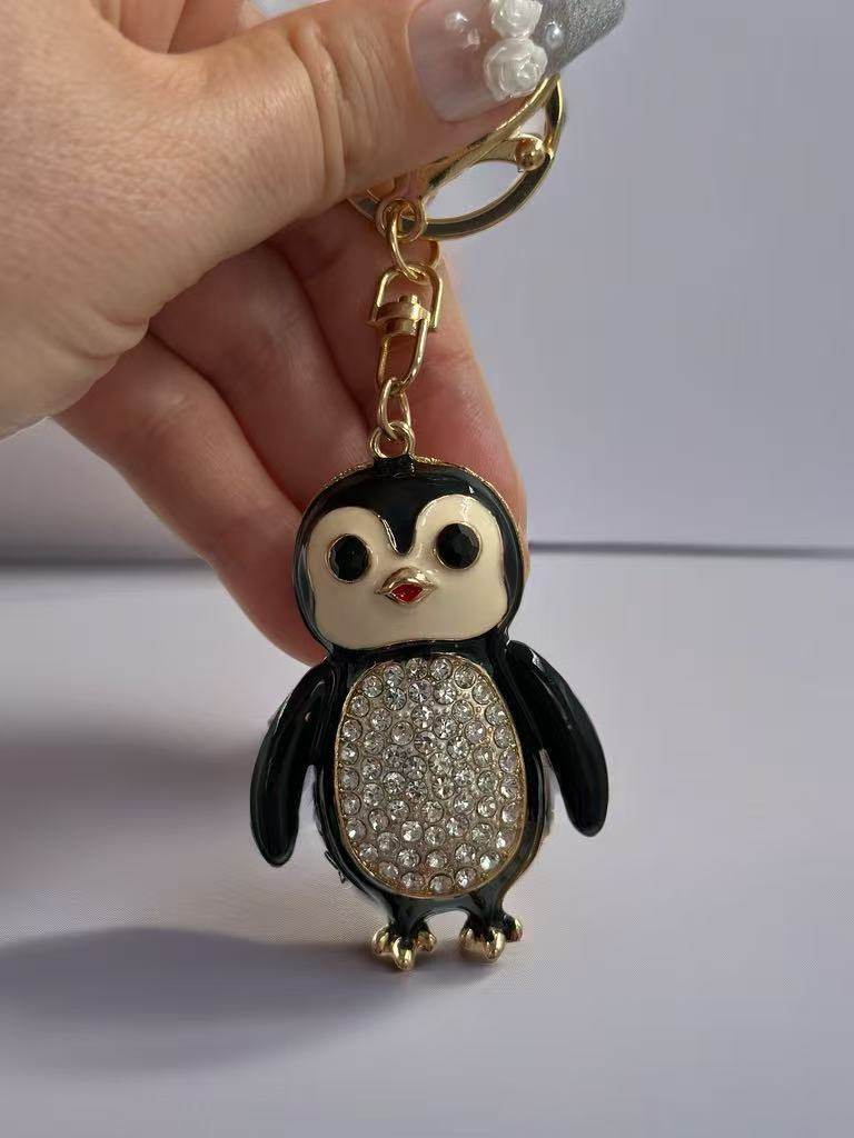 Crystal-Studded Penguin Keychain Charm - MODA ACCESSORIES