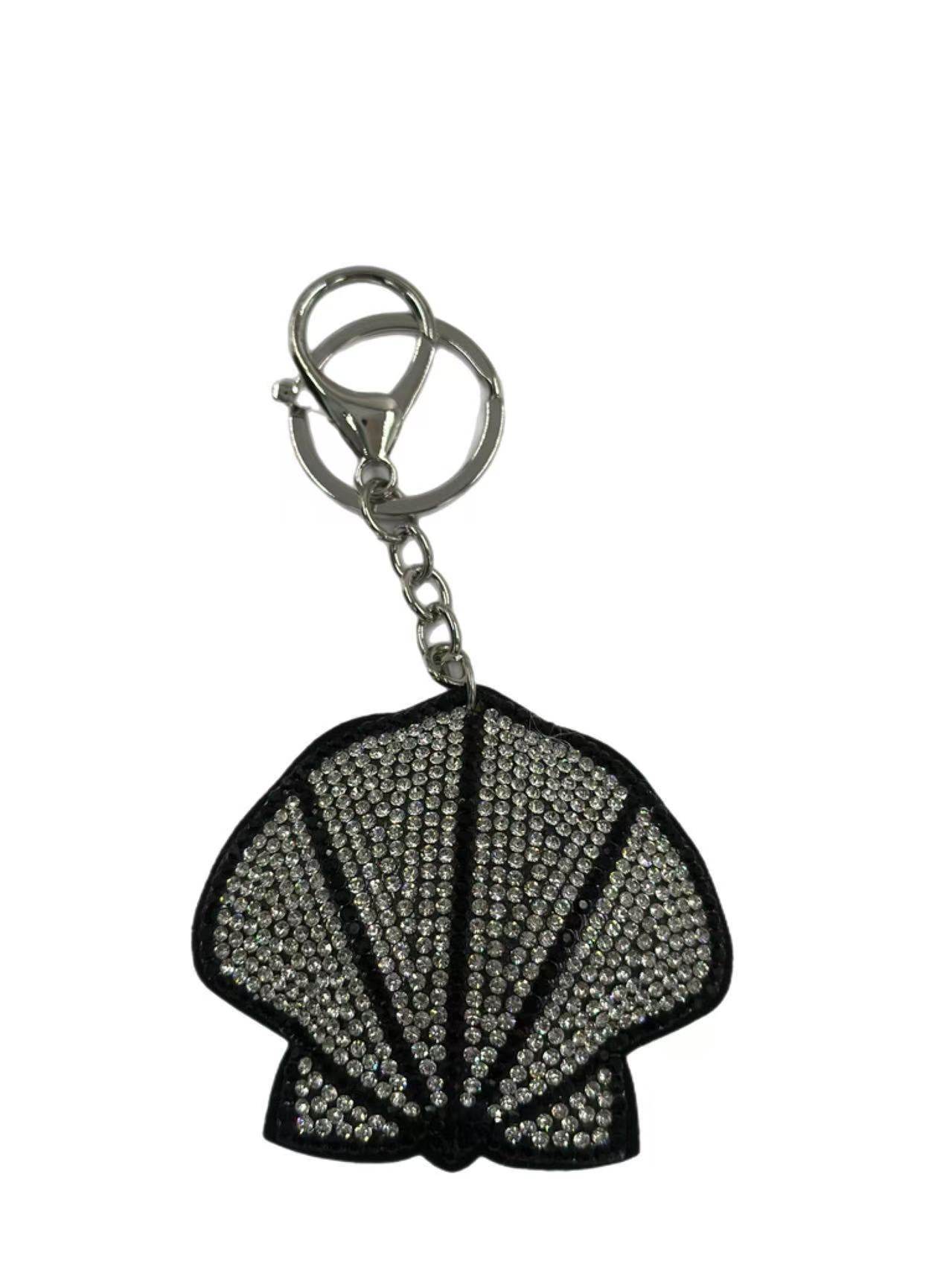 Sparkling Seashell Keychain – Rhinestone Crystal Bag Charm - MODA ACCESSORIES