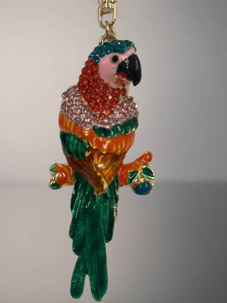 Colorful Crystal Parrot Keychain – Sparkling Exotic Bird Bag Charm - MODA ACCESSORIES