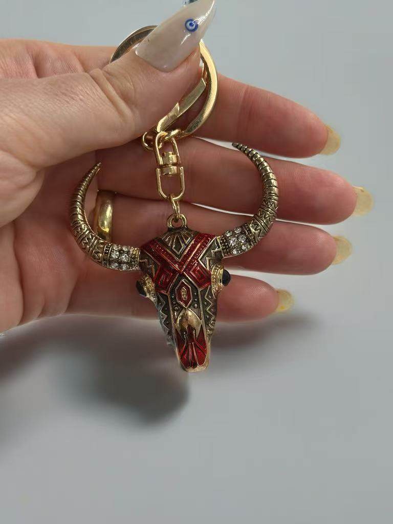 Tribal Bull Skull Keychain – Western Style Horned Pendant with Rhinestones - MODA ACCESSORIES
