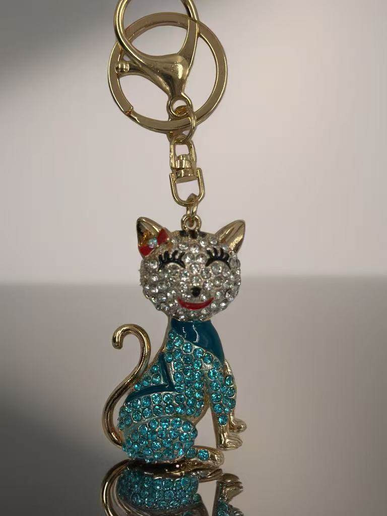 Crystal Cat Keychain – Blue Rhinestone Cat with Bow - MODA ACCESSORIES