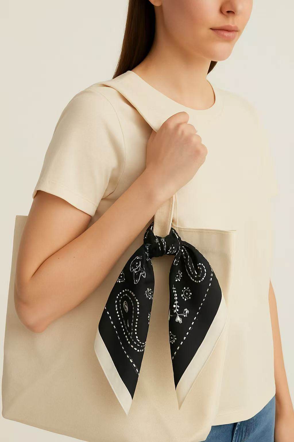 Classic Black and White Paisley Bandana Scarf - MODA ACCESSORIES