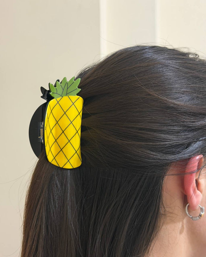 Ananas Saç Pençe Klipsi – Eğlenceli Meyve Tasarımlı Asetat Saç Aksesuarı
