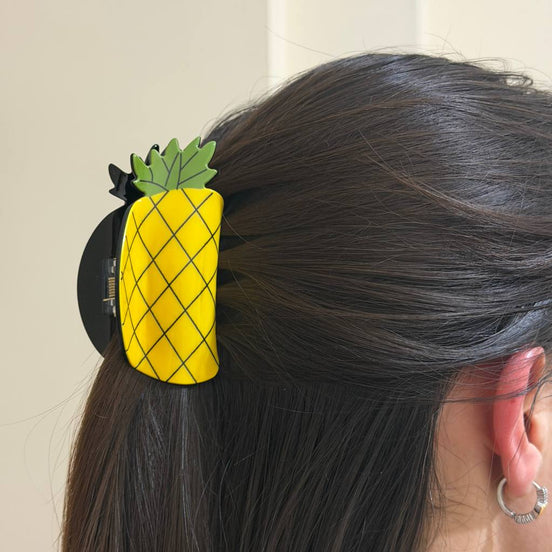 Ananas Saç Pençe Klipsi – Eğlenceli Meyve Tasarımlı Asetat Saç Aksesuarı