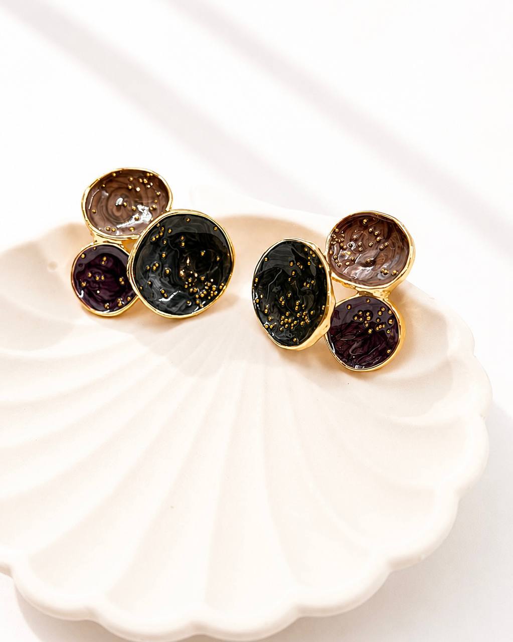 Mermer Desenli Gold Detaylı Geometrik Küpe