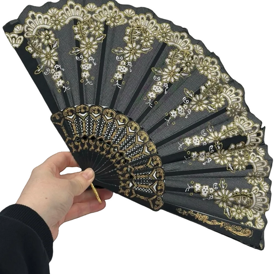 Siyah Altın Dantel Katlanır Yelpaze 26 cm – Zarif Vintage Çiçekli Yelpaze