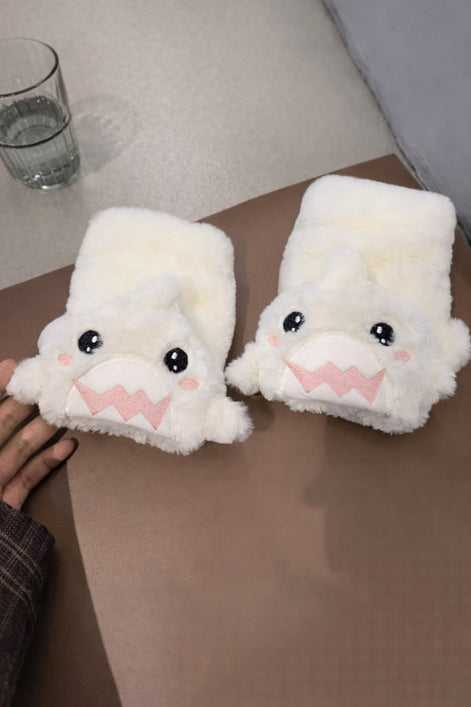 Peluş Köpekbalığı Tasarımlı Parmaksız Eldiven – Yumuşak Polar, Sevimli Kış Eldiveni