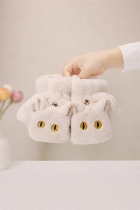 Peluş Kedi Figürlü Parmaksız Eldiven – Yumuşak, Sıcak Tutucu, Sevimli Tasarım